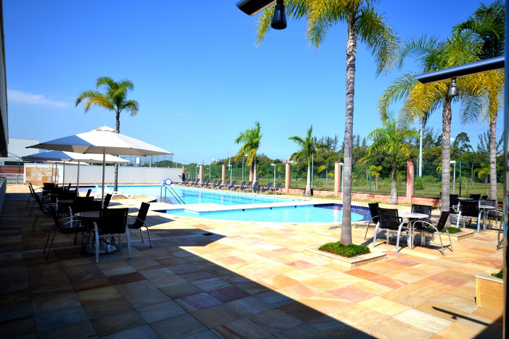 piscina alphaville barra da tijuca.jpg (2)